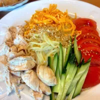 今年お初の冷やし中華