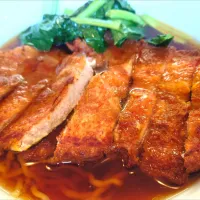 【1948年創業】 
中国料理 華興 
豚肉ロース唐揚げソバ 
(1,200円) 
―麺少なめ 
＋烏龍茶とハーブ茶のブレンド茶
(サービス無料)
＠西巣鴨4分 
(JR板橋駅から徒歩10分)
226129
〈醤64塩23噌󠄀8タ5出12F4冷3チ3混3つ2担1沖1〉