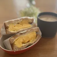 5/16の朝食　玉子焼きサンド|yoneさん