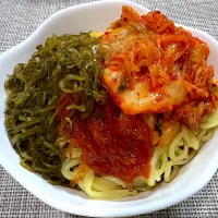 梅水晶とめかぶキムチ冷麺|shibazakiさん