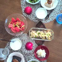 パンと卵のモーニング後の朝ごはん🌅！|まめころさん
