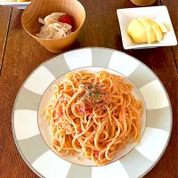 ブランチ♯明太子パスタ♯大根サラダ|小松菜さん