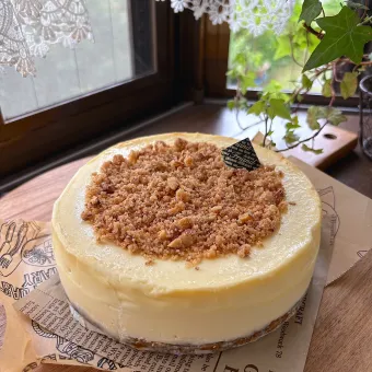 Snapdishの人気料理写真:濃厚、クリーミーなニューヨークチーズケーキ 息子23歳のバースデーケーキ part2🎂