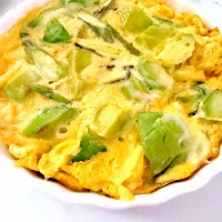 アボガドとアスパラチーズ入りたまごキッシュ|Sakuraさん