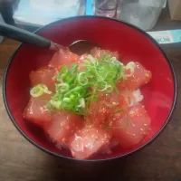 ビンチョウマグロのユッケどんぶり|にんにくと唐辛子が特に好き❤️(元シャリマー)さん