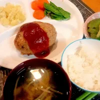 日曜日晩飯　ハンバーグ|山木屋さん