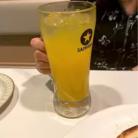 今日の晩ご飯@「青の隠れ家イタリアン  AMORE」さん⑨  娘のドリンク2杯目、マンゴーソーダ（ノンアル）|なびさん