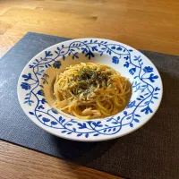 スパゲッティ ニンニクとカラスミのクリームソース|17oyaziさん