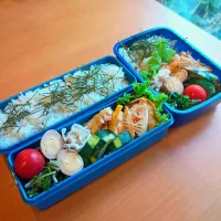 次男・私弁当と長男からのプレゼント
