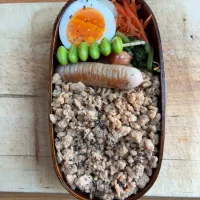 長男27日目　鶏そぼろ|蟹🦀さん