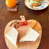 朝ごはん♯オムレツサンド|小松菜さん
