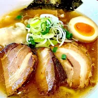 全部入り醤油ラーメン|ユキちゃんさん