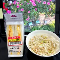 日曜日の朝ごはん😋たまごサンド|すかラインさん