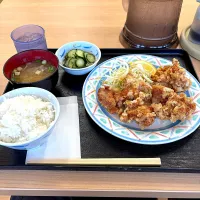 宮島ボートレース場で唐揚げ定食😋| すかラインさん