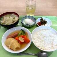 寮の朝ごはん😋ロールキャベツコンソメ味|すかラインさん