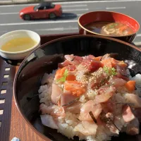 朝から海鮮丼| Kさん