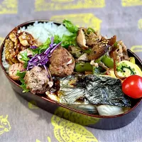 サワラしょっつる焼き、椎茸肉詰め、牛肉甘辛煮、三つ葉入り出し巻き卵・・くるみ少女子|めみさん