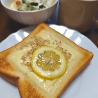 はちみつレモンチーズトースト|macchinaさん