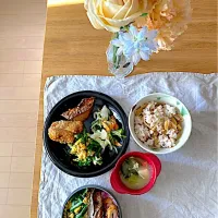 ＊今日の旦那さんお弁当オカズとmyランチプレート＊|さくたえさん