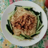 ジャージャー麺(ドンコ&もどし汁いり)|はやとさん