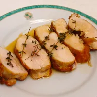 【皮はパリッと！身は柔らかくジューシーに仕上げる🎯】地鶏モモ肉の照り焼きローズマリーの香り😋|Falco*さん