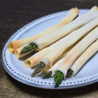 アスパラの焼き春巻き| ぱんだのままんさん