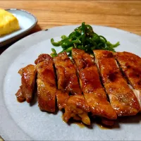 照り焼きチキンとピーマンの胡麻和え