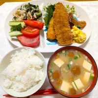 5/18の夕食　アジフライ定食|卯月さん