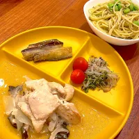 鶏胸肉の塩麹炒め　茄子の焼き浸し　もやしのゆかり和え　バジルパスタ|とゆあさん