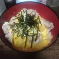お肉ゴロゴロの親子丼|にんにくと唐辛子が特に好き❤️(元シャリマー)さん