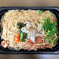 イオン 20%増量 海老と豚肉の焼きビーフン