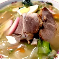 【現店舗では1953年営業開始】 
開平軒 
五目ラーメン
@志茂6分 
(JR赤羽駅から徒歩15分)
26133
〈醤65塩24噌󠄀8タ5出12F4冷5チ3混3つ2担1沖1〉
