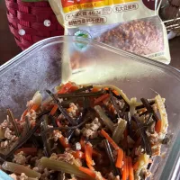 大豆のお肉ミンチ入り山菜の煮物|なつさん